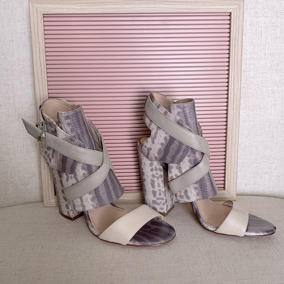 Guess Snakeskin Chunky Heels - Picture 2 of 3